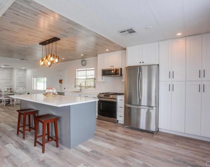 1627 Lotus, Escondido