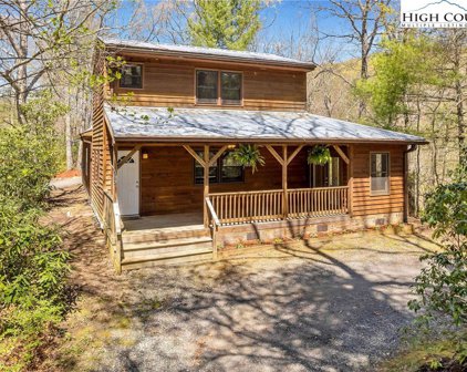 112 Lost River Road, Fleetwood