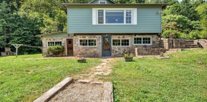 66 Najjum Lane, Roanoke