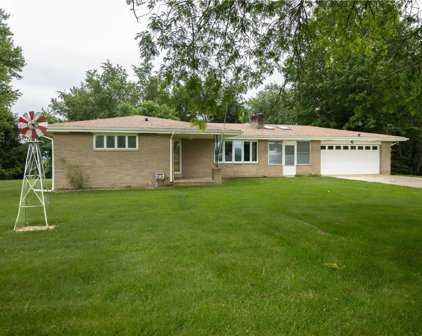 416 Bergman Ln, Rostraver