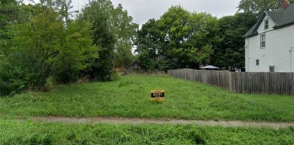 1642 Weston  Avenue, Niagara Falls-City-291100