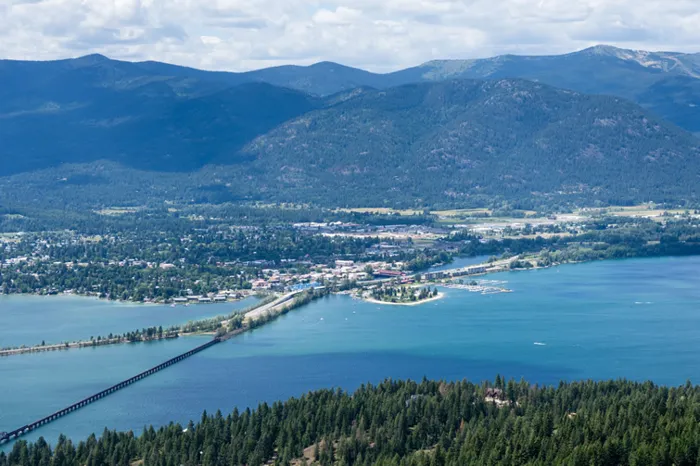 buying a house in coeur d alene idaho