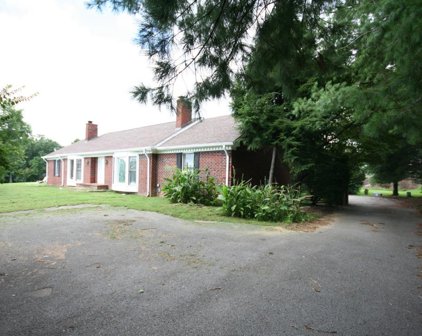 3513 Carothers Pkwy  3513/3515, Franklin