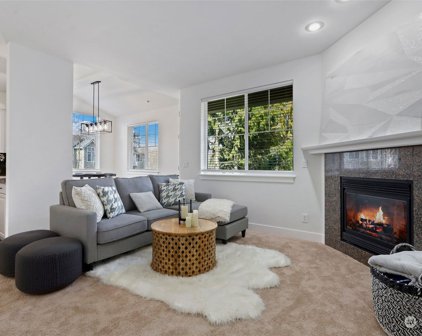 13000 Admiralty Way Unit #L301, Everett