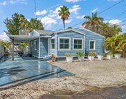 8102 Bayshore Drive, Treasure Island image