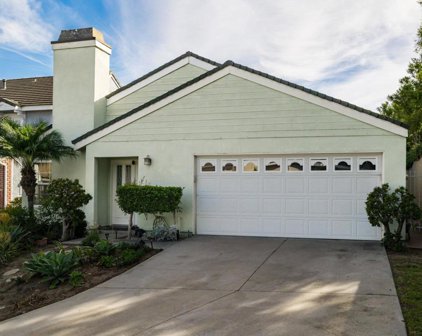 3 Madrina, Irvine