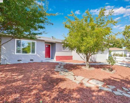 1405 W 18th St, Antioch