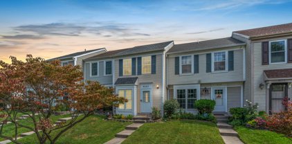 8167 Turn Loop Rd, Glen Burnie