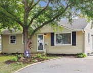 1008 Sumter Avenue N, Golden Valley image