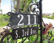 211 3rd Avenue, Superior image