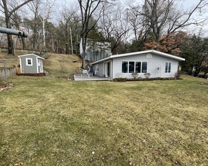 3122 N Blackstone Avenue, Colon