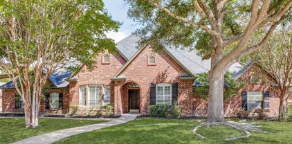 4201 Hollow Creek  Court, Fort Worth