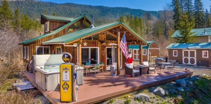 5908 Moyie River, Bonners Ferry