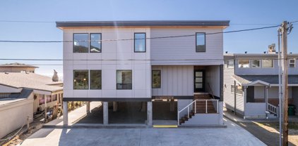 835 N PACIFIC ST, Rockaway Beach