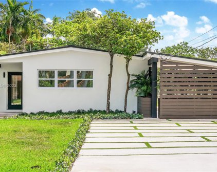 300 Ne 116th St, Miami