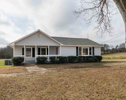 1404 Sandy Ford Road, Chesnee