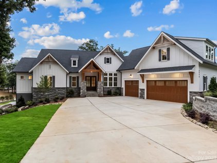 4990 Slanting Bridge  Road, Sherrills Ford