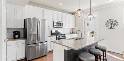 105 Norma Aly, Annapolis