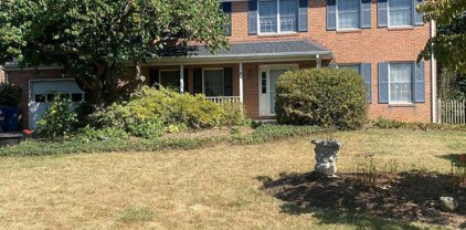 6 Battletown Dr, Berryville