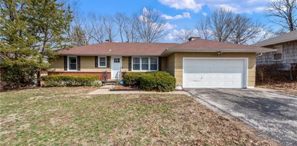 8413 Spring Valley Road, Raytown
