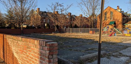 601 Stirling St, Baltimore