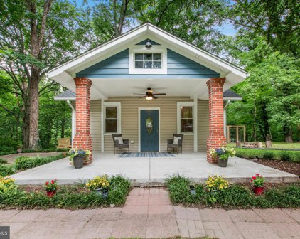 9715 Capitol View Ave, Silver Spring