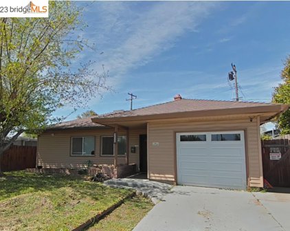 2353 Bell St, Sacramento