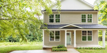 350 W Caroline Street, Greenville