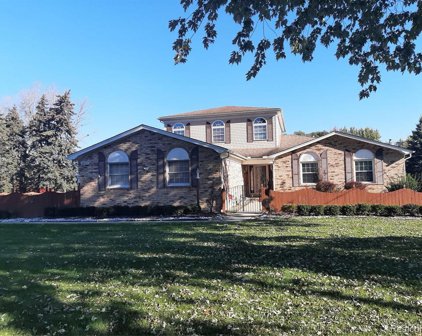14623 CLINTON RIVER, Sterling Heights