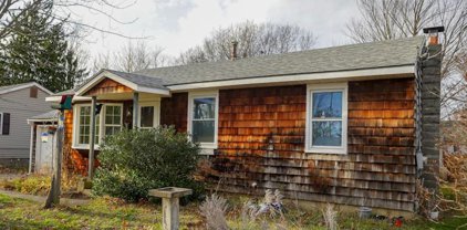 18 Turf Road, Burlington