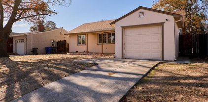 5924 63rd St, Sacramento