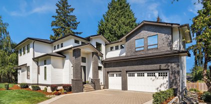 3250 112th Avenue SE, Bellevue