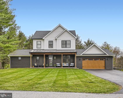 912 Lorraine Dr, Finksburg