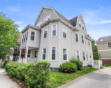 390 Huron Ave, Cambridge