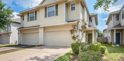12415 Salama Falls, Houston