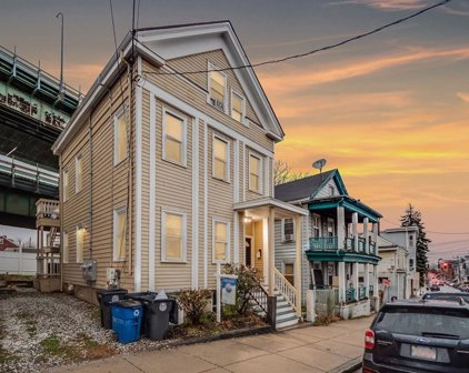 48 Chestnut Ave, Chelsea