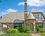 716 Avenue C, Bayonne City image