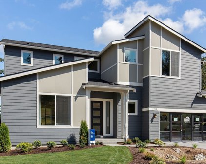 3900 NE 27th Place Unit #03, Renton