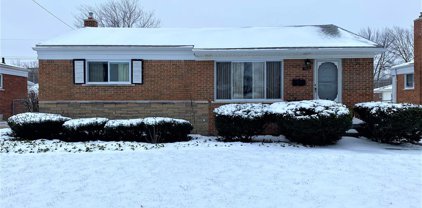 1576 BEVERLY, Madison Heights