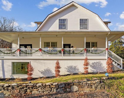 1746 Ballenger Creek Pike, Point Of Rocks
