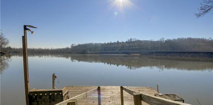 1122 Lakeside Dr, Ashland City