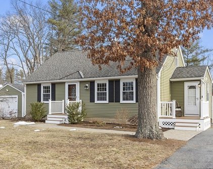 15 Oak Hill Road, Westford