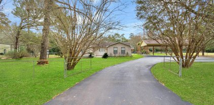 8615 Standard Road, Magnolia