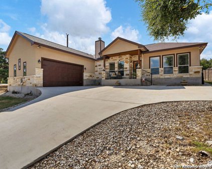 956 Lake Island Dr, Canyon Lake