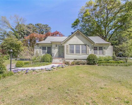 2219 Rugby Avenue, College Park