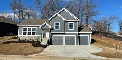 11208 Cernech Road, Kansas City