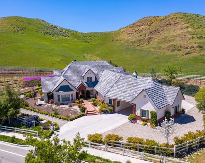 2135 Lost Canyons Drive, Simi Valley