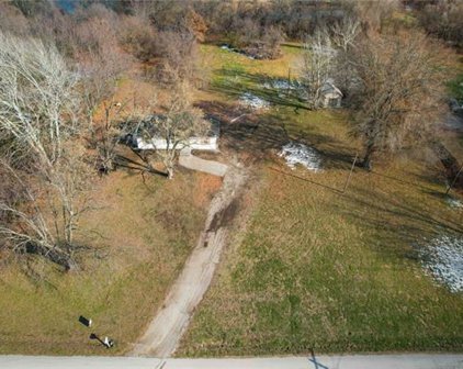 21919 S Peek Road, Peculiar