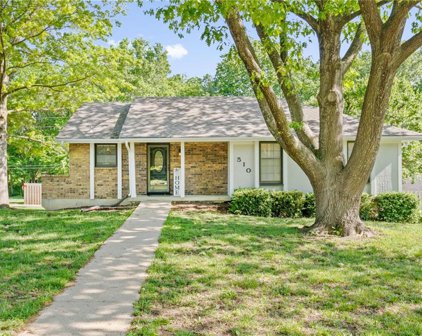 510 SW Holloway Lane, Lee's Summit