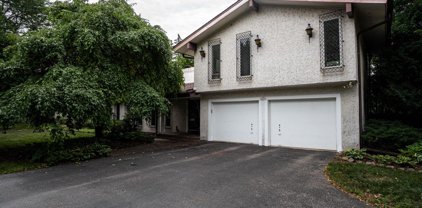 14975 San Raphael Drive, Brookfield